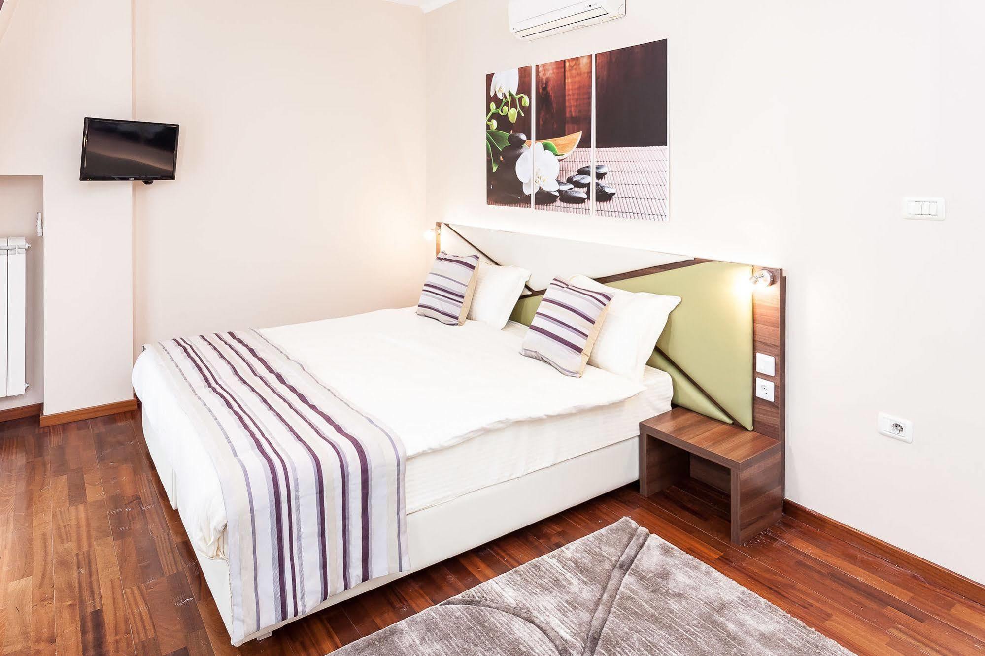 Modern Inn Boutique Hotel Σκόπια Εξωτερικό φωτογραφία