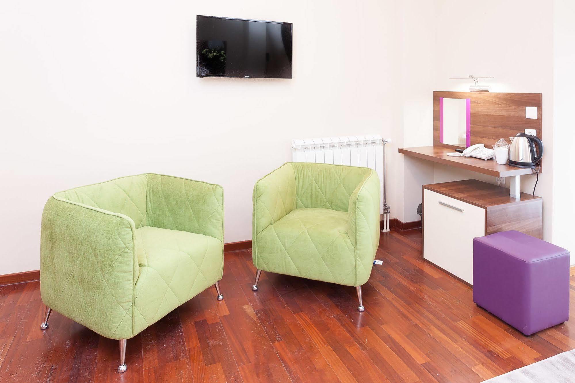 Modern Inn Boutique Hotel Σκόπια Εξωτερικό φωτογραφία