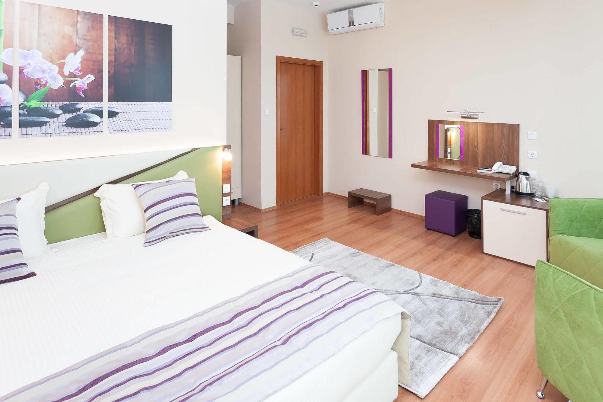 Modern Inn Boutique Hotel Σκόπια Εξωτερικό φωτογραφία