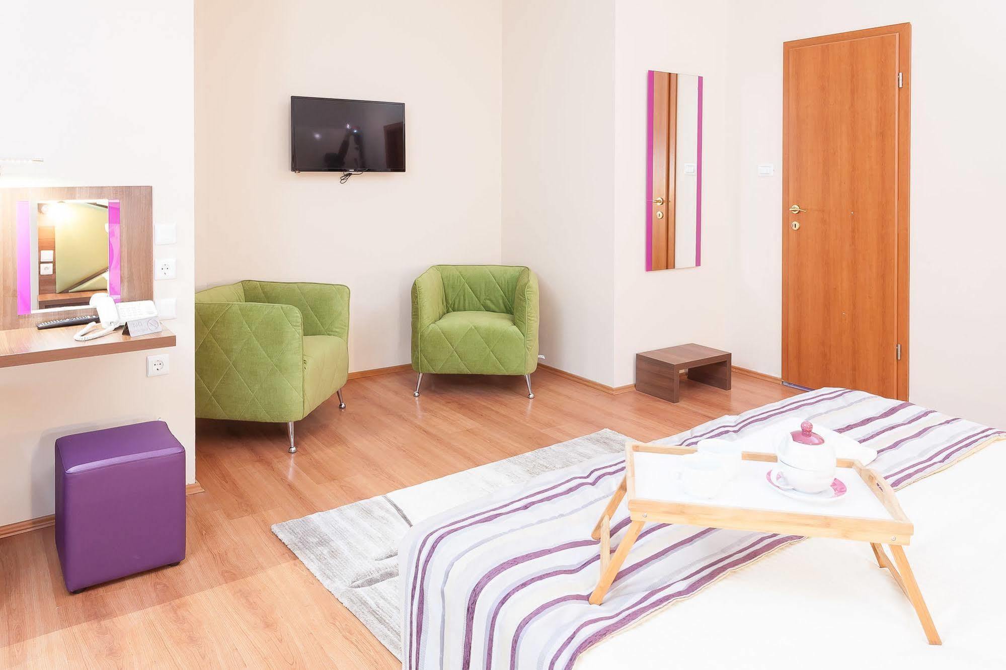 Modern Inn Boutique Hotel Σκόπια Εξωτερικό φωτογραφία