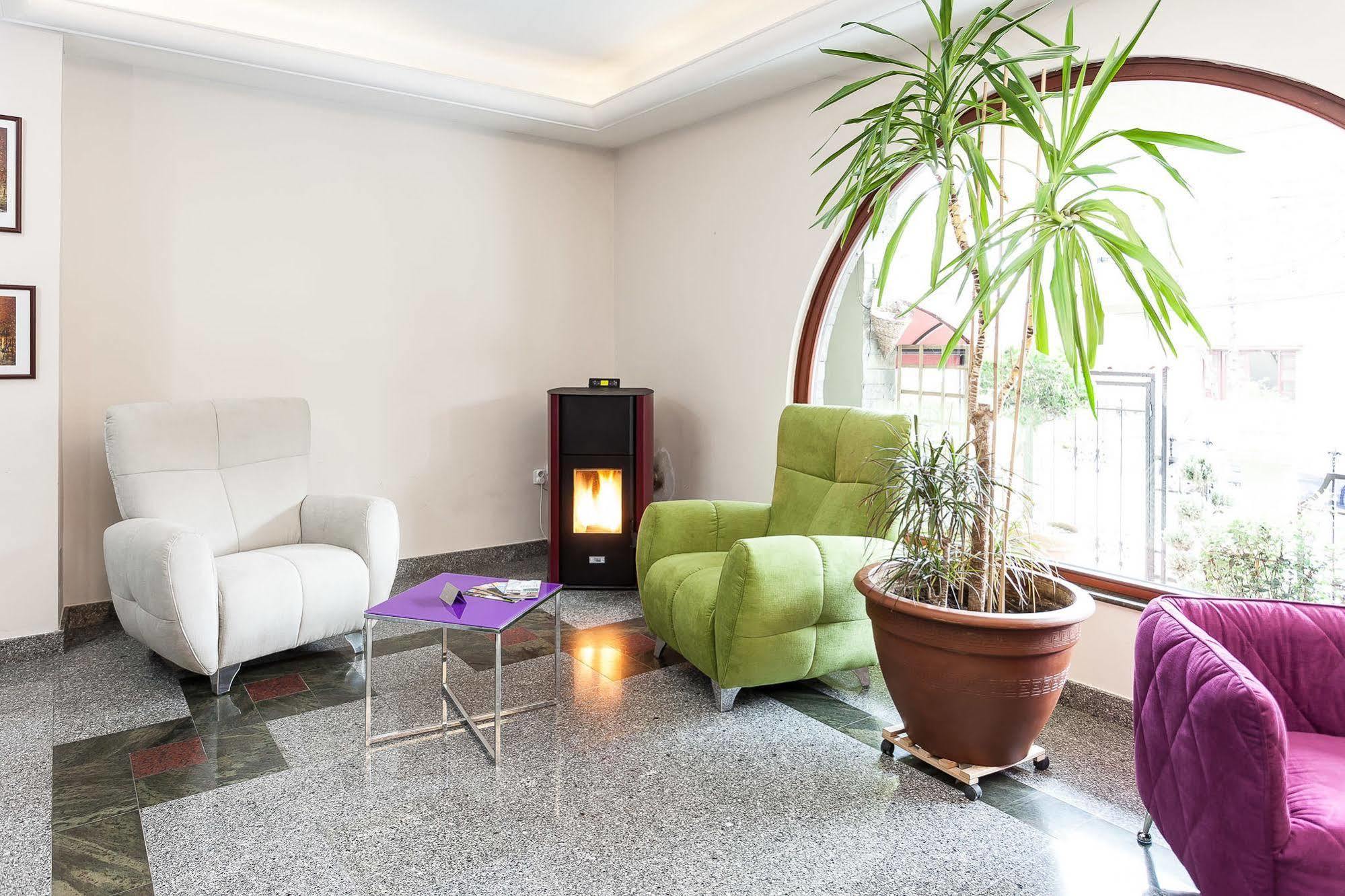 Modern Inn Boutique Hotel Σκόπια Εξωτερικό φωτογραφία