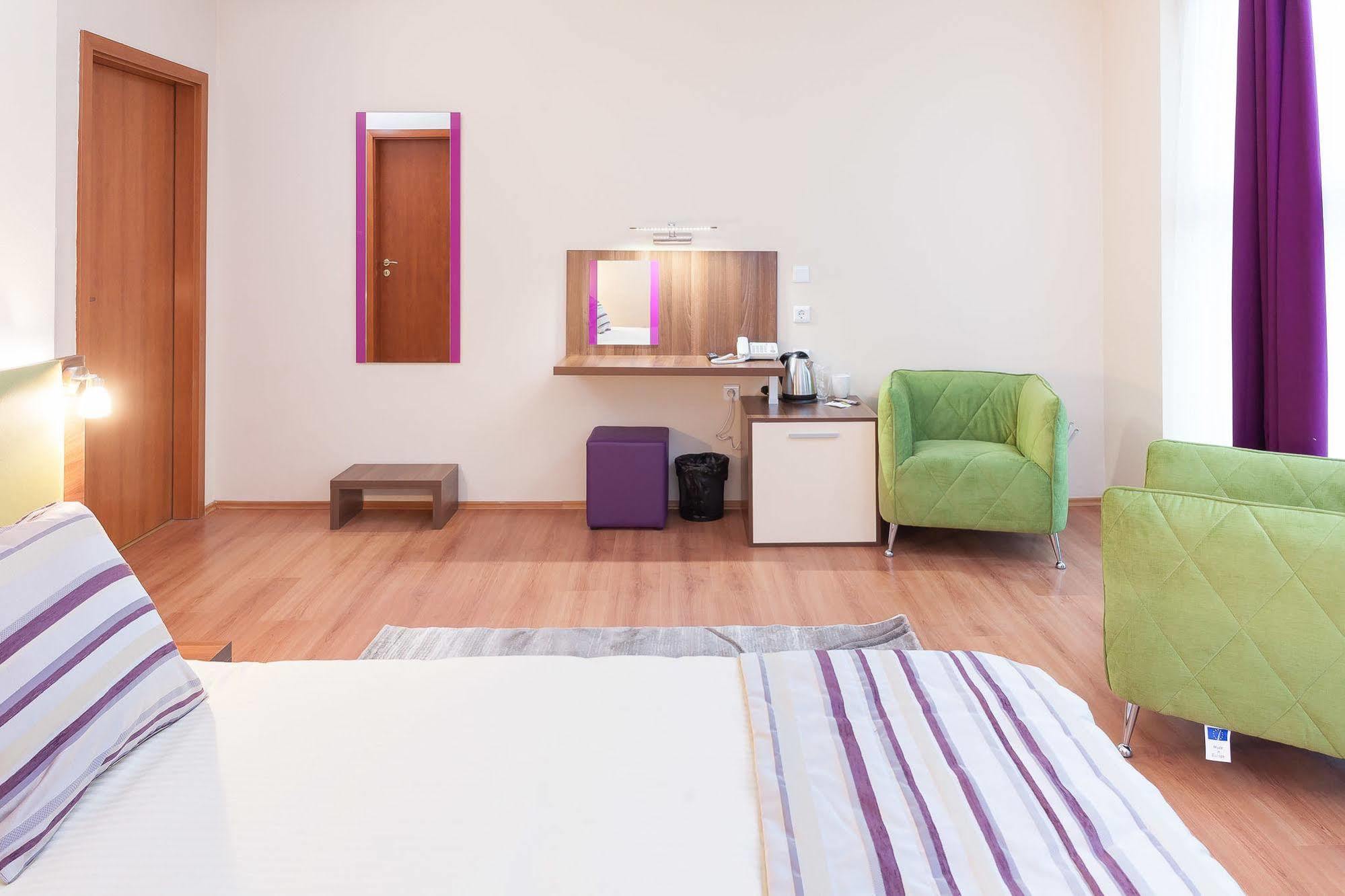 Modern Inn Boutique Hotel Σκόπια Εξωτερικό φωτογραφία